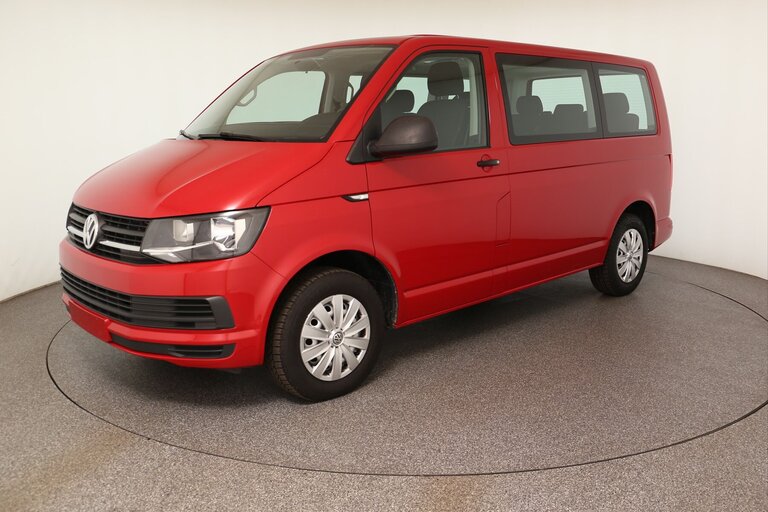 Vehicle image 0