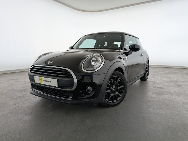 Vehicle image 0