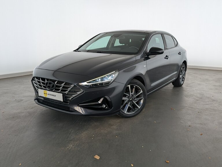 Vehicle image 0