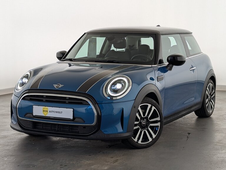 Vehicle image 0