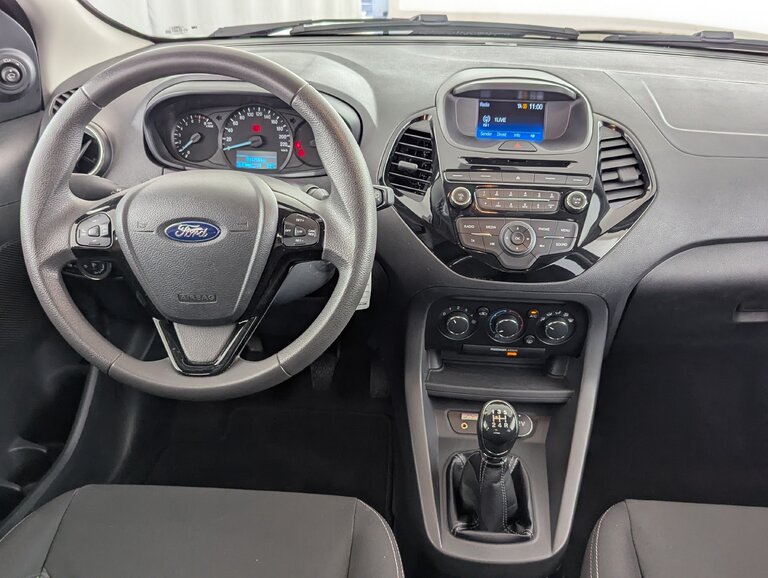 Vehicle image 12