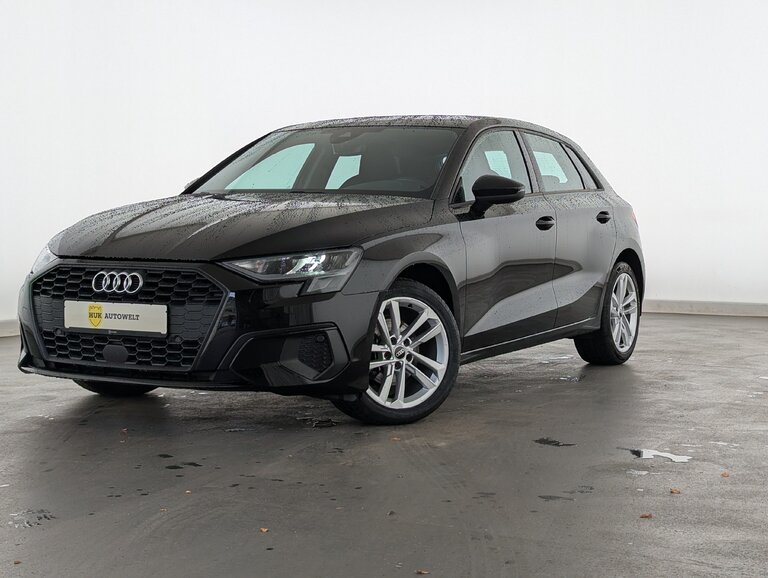 Vehicle image 0