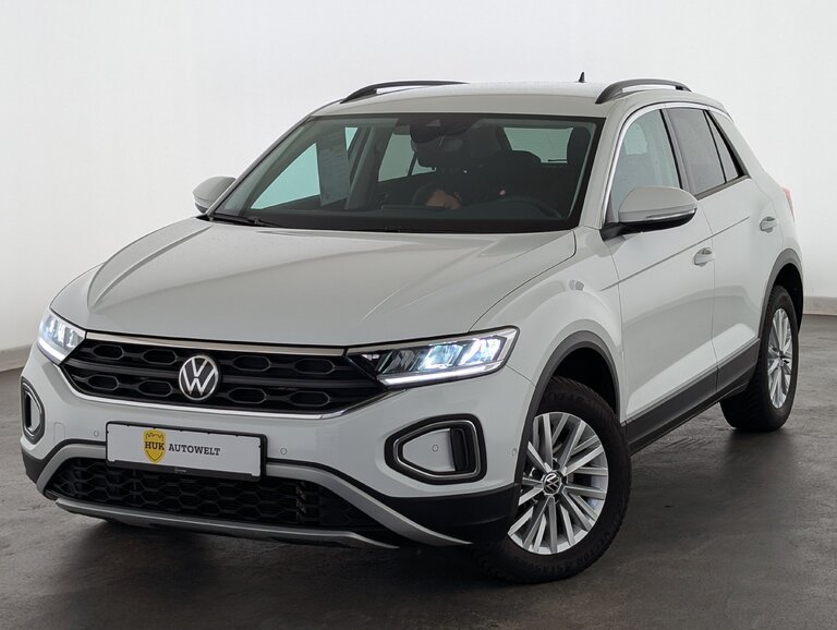 Vehicle image 0