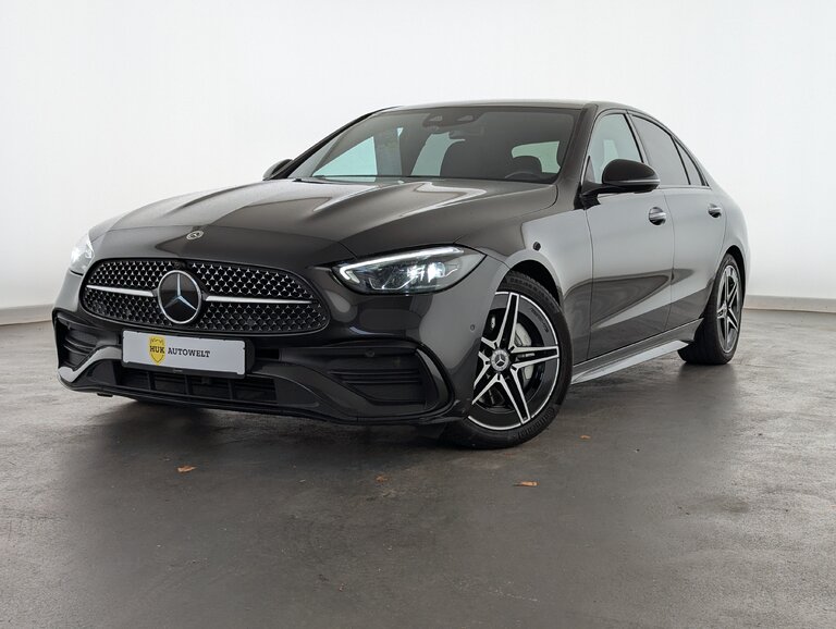 Vehicle image 0