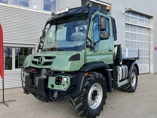 Mercedes-Benz Unimog