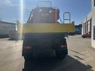 Mercedes-Benz Unimog