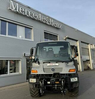 Mercedes-Benz Unimog