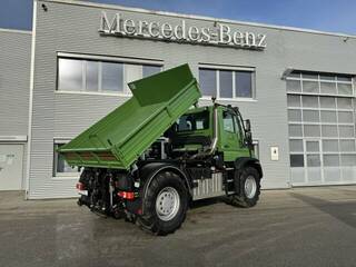 Mercedes-Benz Unimog