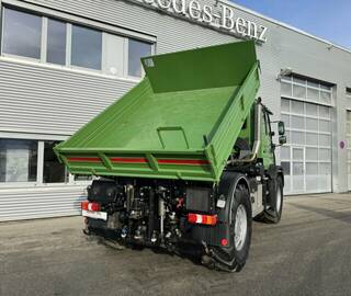 Mercedes-Benz Unimog