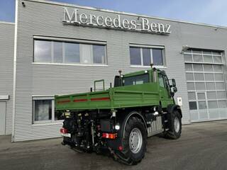 Mercedes-Benz Unimog