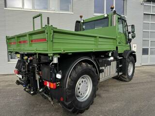 Mercedes-Benz Unimog