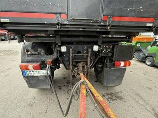 Mercedes-Benz Unimog